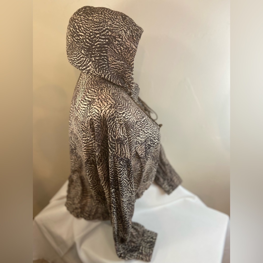 H & M~Cropped High Low Abstract Hooded Top/Jacket~Elastic Sleeves & Hem~Size S - Picture 10 of 14